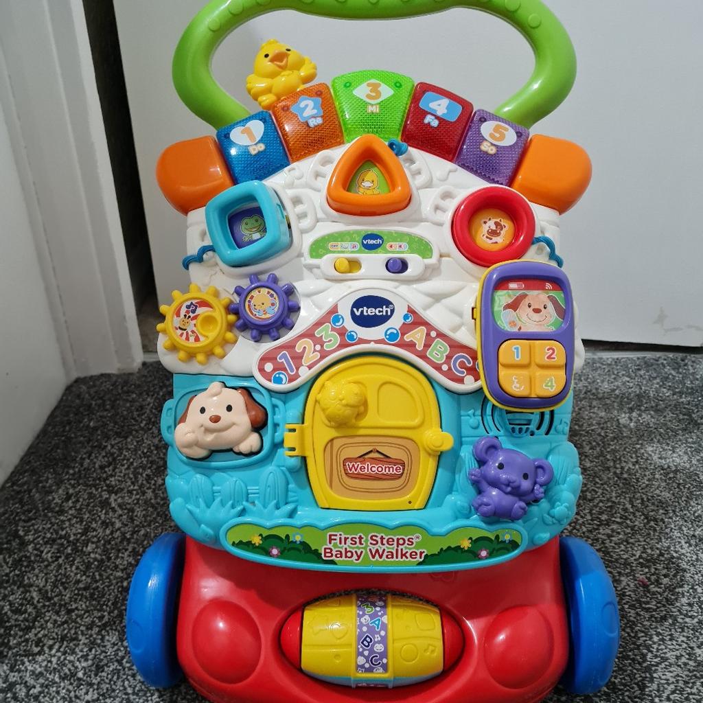 VTECH FIRST STEPS 2 in 1 BABY WALKER in S71 Royston für £ 12,50 zum ...