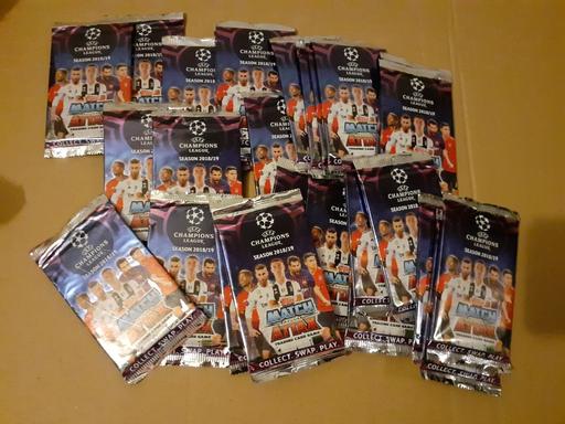 Buy & Sell Barking and Dagenham Dagenham - RM8 - Photos for champion league 2018/19 trading card packets