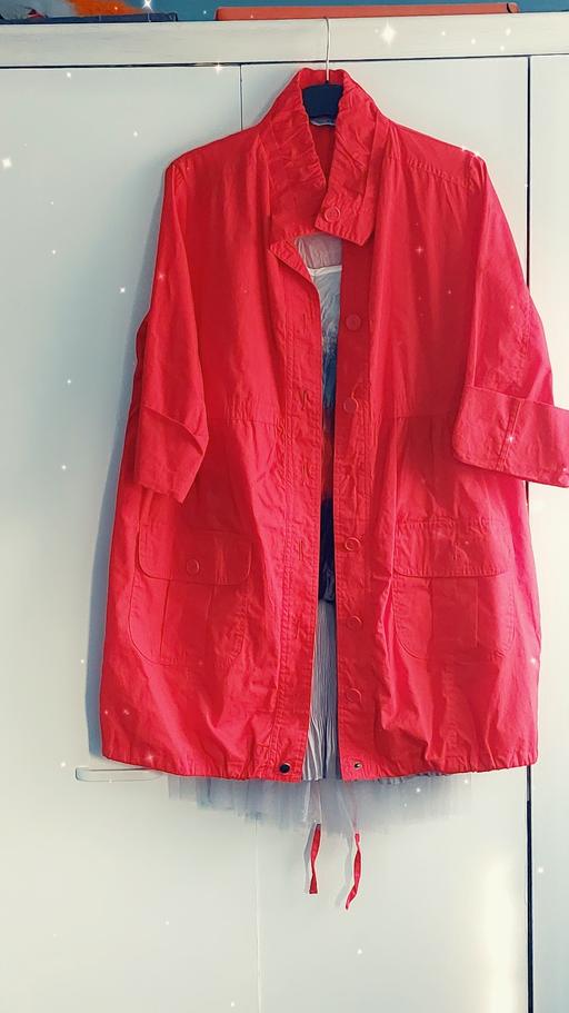 Buy & Sell West Midlands Birmingham - Photos for Ladies red lightweight coat.