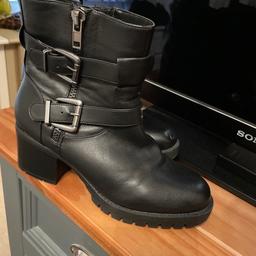 possibly worn once if that lovely biker look wide fit size 7 boots
