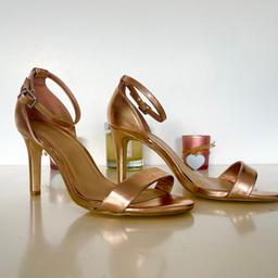 New Look Rose Gold Stiletto Size 4 
Buckle Fastening 
Front Strap
Open Toe