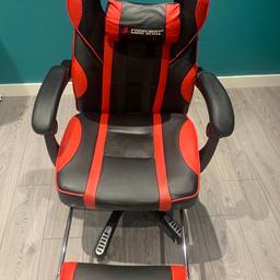 Comfurni Gaming Chair Computer Chairs Ergonomic Swivel Office PC Desk Chair Heavy Duty Reclining High Back 
Some wear to seat otherwise good condition
Collection cusworth