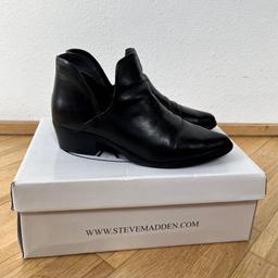 Austin Ankle / Chelsea Boots von Steve Madden aus schwarzem Leder; Gr. 37