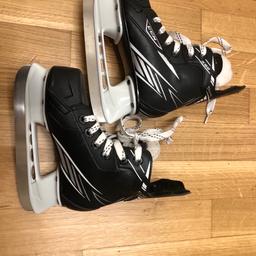 Kinder Eishockeyschuhe in Größe 28,
gut erhalten, wenig gefahren