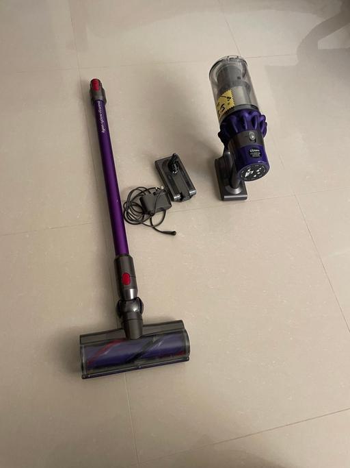 Buy & Sell West London Paddington - West London - Photos for Dyson V10 animal with extra new battery £220 