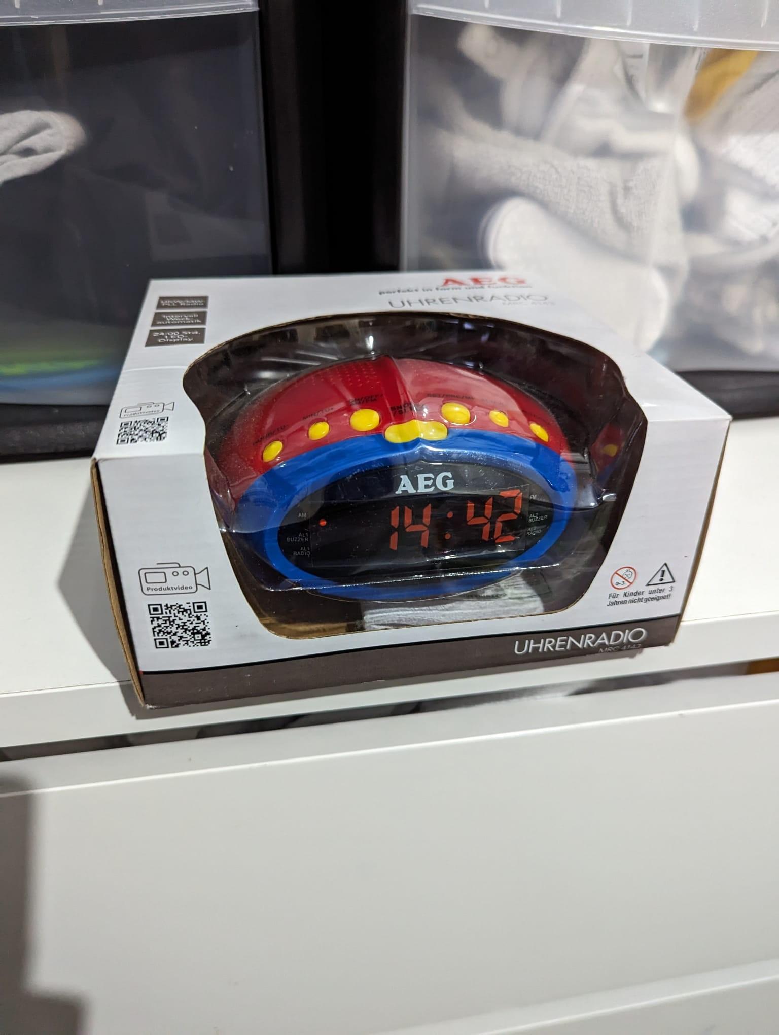 AEG Children's Digital Clock With Radio in B33 Birmingham für 7,00 ...