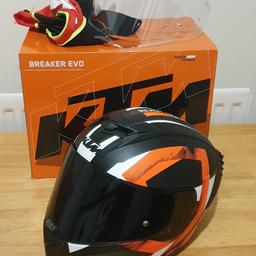🟧 KTM HELMET | FULL FACE | LS2 BREAKER EVO | S | BOXED 🟧

KTM LS2 BREAKER EVO FULL FACE MOTORCYCLE HELMET, SIZE SMALL - 55/56cm HEED. 

FULLY CLEANED INSIDE & OUT

IMMACULATE CONDITION BAR A LITTLE SPOT BOTTOM RIGHT OF CHIN, NOT NOTICEABLE

BOXED, WITH HELMET BAG & ORIGINAL PACKAGING, COMES WITH TINTED VISOR (NO MARKS/SCRATCHES) ALSO A CLEAR VISOR WHICH HAS A PINLOCK FITTED (LITERALLY BRAND NEW)

HELMET HAS DROP DOWN/INNER VISOR

PAID £180 22 AUGUST 2023

CAN DELIVER SMOKE PET FREE HOME