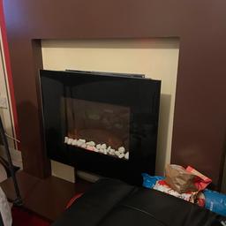 Electric fire 2 heat settings with flame effect with wooden fire surround

In very good condition

£150 o.n.o.