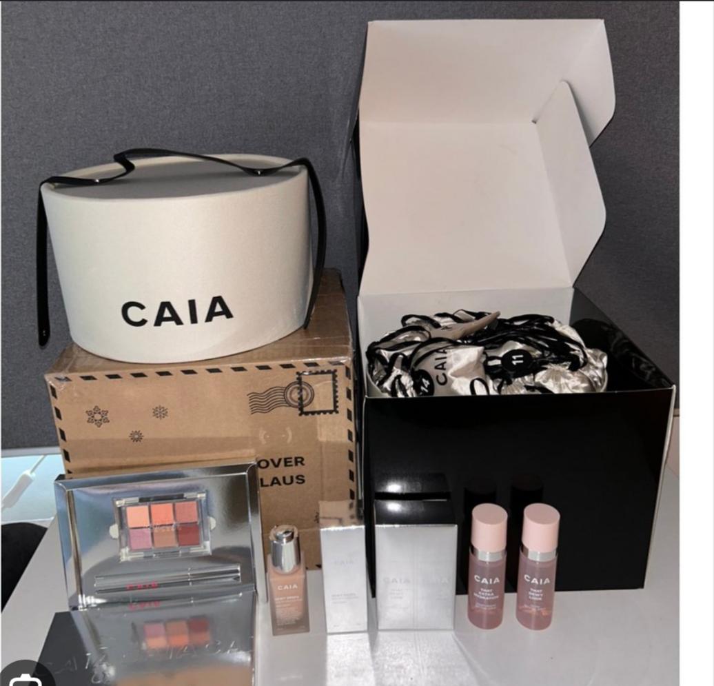 Caia advents kalender in 111 52 Stockholms kommun für 2.000,00 SEK zum