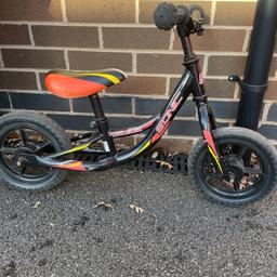 Kids balance bike 10 inch wheel

Good condition

Collection only Old Tupton