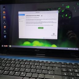 Acer Aspire 7560 17Zoll Notebook

17,3 Zoll HD+ LED LCD, 640GB HDD, 4GB RAM, BlueRay DiskDrive

Windows 7 Lizenz-Aufkleber auf der Unterseite des Geräts. Momentan ist ein aktuelles Linux Mint installiert.
funktioniert ohne Einschränkungen, Akkubetrieb ist ca über 1 Std noch
Gerät ist einfach Aufzurüsten über grosse Gehäuseunterseite.

inkl Netzteil

genaue Modelbezeichnung: Acer Aspire 7560-433054G64Bnbb.
Abholung in Stutensee- Spöck. Versand gegen Aufpreis Porto und Verpackung möglich.