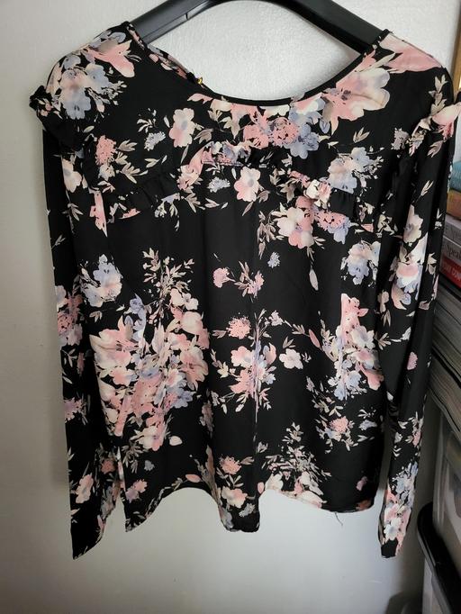 Buy & Sell Nottinghamshire Broxtowe - Photos for peacocks Floral blouse