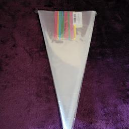 100PCS Sweet Cone Bags Cellophane Party Bags Clear 37x18

£3 NO OFFERS Or Last Price Thanks.

Collection WV10 Scotland's Wolves.

Can Post But Only Post Evri Tracked.