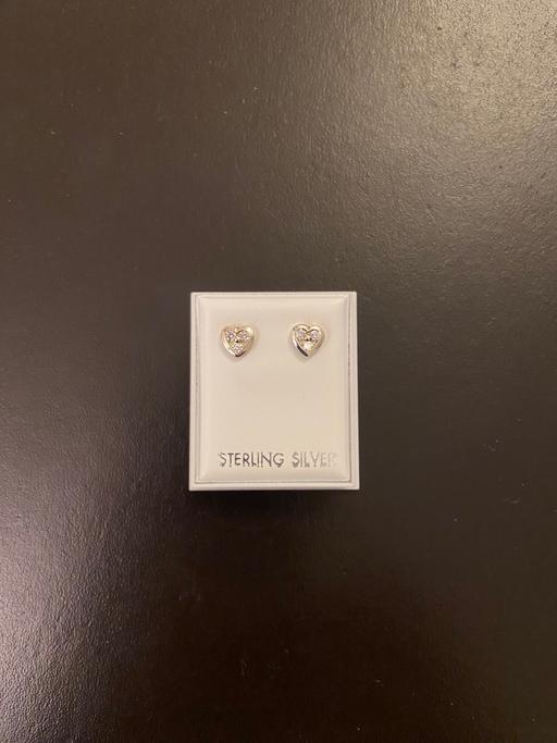 Buy & Sell Kent Canterbury - Photos for Sterling Silver Heart Earrings