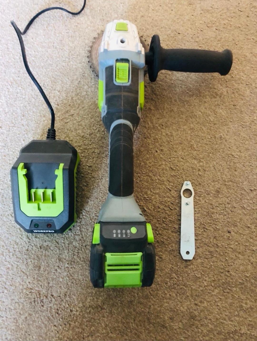 WORKPRO 20V CORDLESS ANGLE GRINDER in WV3 Wolverhampton für 75,00 £ zum