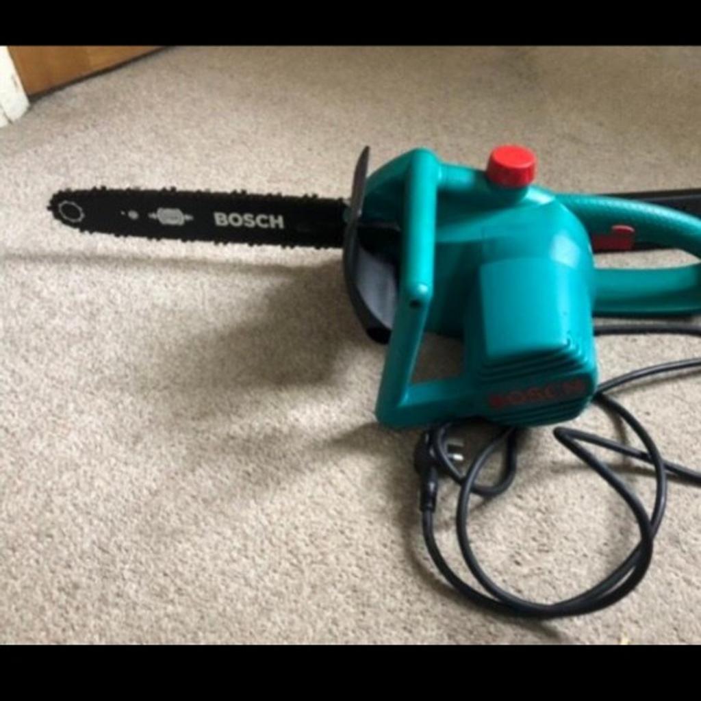 Good condition. 1800W. Cable roughly 2 metres long. Model Bosch AKE 35 S. no box. Collect in Wolverhampton, WV3 area. Priced to sell. Thanks for viewing.