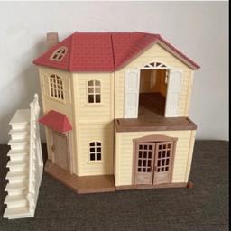 I am selling a doll House 🏠 in very great condition with a small light 💡 too . Only collection no offer please thank you .