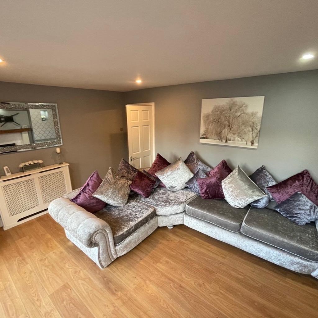 Crushed Velvet Sofa And Cuddle Chair in DY6 Dudley for £260.00 for sale