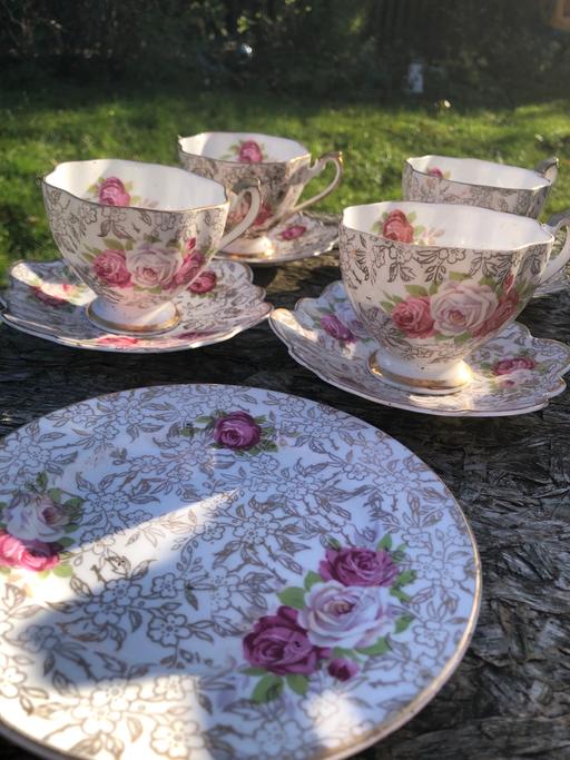 Buy & Sell West Yorkshire Kirklees - Photos for Gorgeous vintage bone China set