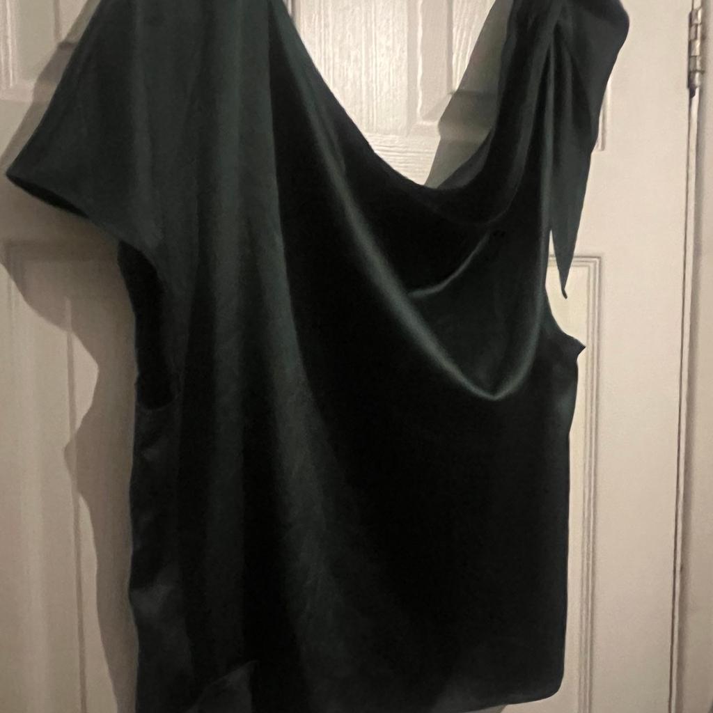 Ladies satin Shoulder Tie Blouse in Dark Green size 1XL fit up to size 18 brand new from Shein lovely top