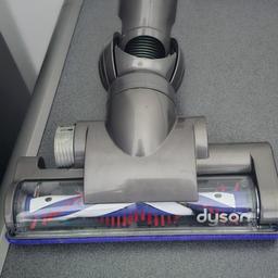 dyson head not sure which it goes too no model number so sold as seen never been used