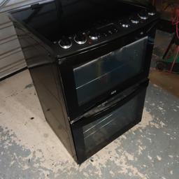 Clean, good condition, under 4 years old, for sale due to moving to a house with a fitted cooker. Double oven, induction hob. Was over £800 when new.