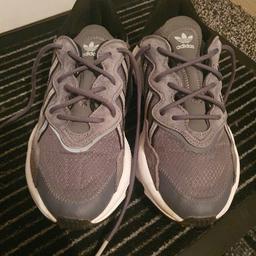 Selling a Pair of Adidas Ozweego Trainers,Size 4,Unisex,These are Excellent Condition, would like £12 NO OFFERS PLEASE NO POSTING, THANKYOU.....ABSOLUTE BARGAIN.