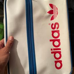 Adidas cheap schultertasche türkis