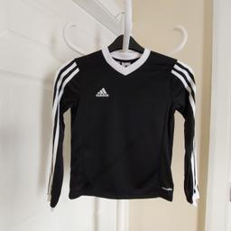 T-Shirt “Adidas“Performance

 Clima Lite Football Jerseys Maillot

 Black White Colour

 New With Tags

Actual size: cm

Length: 52 cm

Length: 32 cm from armpit side

Shoulder width: 34 cm

Length sleeves: 52 cm

Volume hand: 30 cm

Volume bust: 77 cm – 79 cm

Volume waist: 75 cm – 78 cm

Volume hips: 75 cm – 79 cm

Size: YM,10-11 Years (UK) Eur 140 cm, US YS

Main Material: 100 % Polyester

Made in Philippines