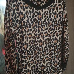 Brand New Black Leopard Ladies Pyjama set

Colour: Black

Size: XS and Medium available

Long Sleeve

Material: 89% Polyester, 11% Spandex

Delivery or Collection from Stratford, East London

Cash or Bank Transfer accepted