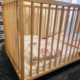 A lovely toddler cot bed in good condition with mattress,duvet and duvet covers ..didn’t even use much bcz my daughter got used to my bed ..grab a bargain any question plZ ask thanks ..