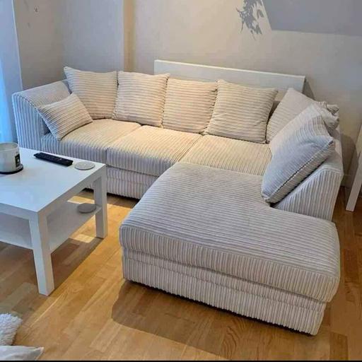 Buy & Sell St Johns South East London - Photos for SMALL CUTE🥰 SOFAS