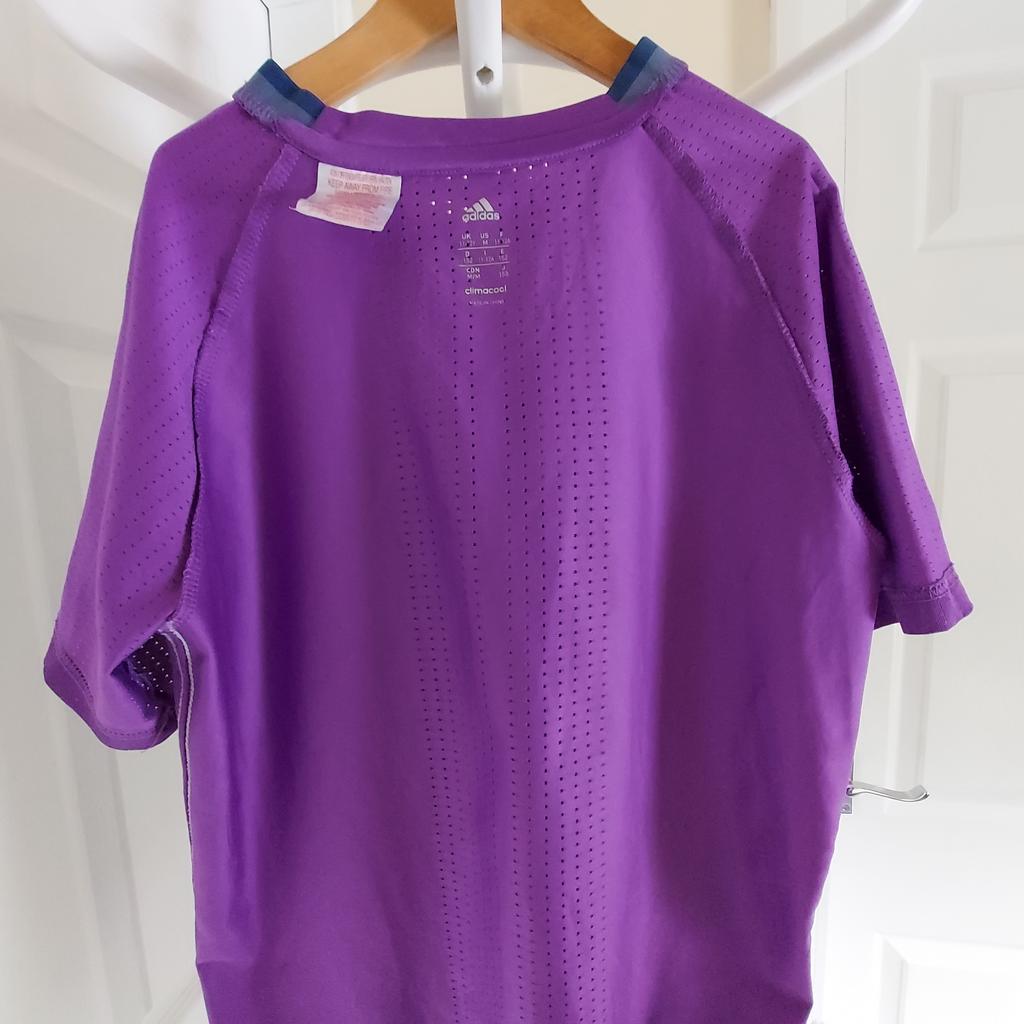 T-Shirt “Adidas“Adizero

Lilac Colour

 Good Condition

Actual size: cm

Length: 56 cm

Length: 35 cm from armpit side

Length sleeves: 28 cm from neck

Volume hand: 39 cm from neck

Volume bust: 85 cm – 90 cm

Volume waist: 85 cm – 90 cm

Volume hips: 85 cm – 90 cm

Size: 11-12 Years (UK) Eur 152 cm, US M

Main Material: 100 % Polyester

Made in China