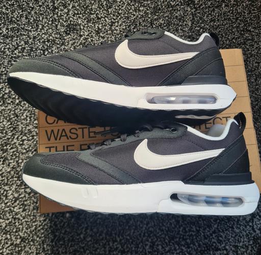 Buy & Sell West Midlands Dudley - Photos for Nike air max trainers