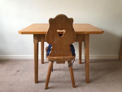 Buy & Sell Surrey Elmbridge - Photos for Bavarian Solid Pine Desk and Chair