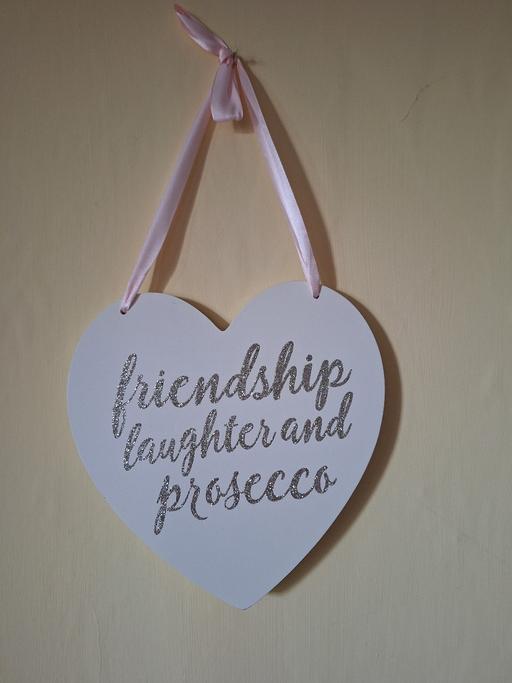 Buy & Sell West Midlands Walsall - Photos for friendship prosecco loveheart plaque wall