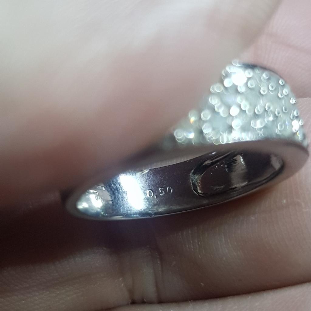 Beautiful 375 white gold band ring pavé-set with 0.50ct (half-carat) sparkling diamonds - just stunning !

Size L - L 1/2.

Full hallmark, and also stamped 9ct and 0.50.

Some scratches and scuffs on shank from general wear and wearing next to other rings ( I bought it more than 20 years ago and have seriously wòrn and loved it !! ), but marks can't be seen when wearing and can probably be buffed out - otherwise in very good used condition and has just been professionally cleaned and rhodium dipped ready for new owner...

( The ring box shown in pics is for display only - the ring will be sent in a brand new ring box suitable for posting ! )

PLEASE NOTE : This item will only be posted by Royal Mail "Special Delivery" service (tracked, insured and guaranteed next-day delivery by 1pm), so please do not request any other courier - thank you !

( #jewellery#unisex#wedding#commitment#cocktail#dress )