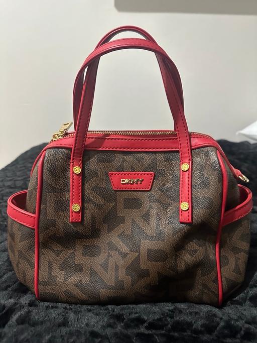 Buy & Sell Central London Farringdon - Central London - Photos for DKNY Handbag