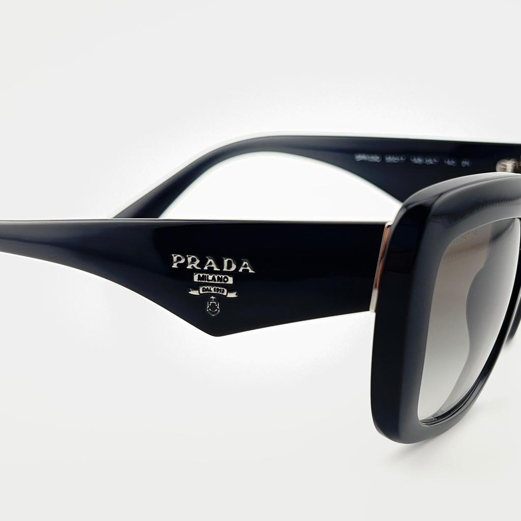 Prada Oversized Sunglasses in Black

These Prada sunglasses have been worn a few times, but are still in excellent condition with only a light scratch on the frame almost unnoticeable!
Unfortunately, the box is no longer available.