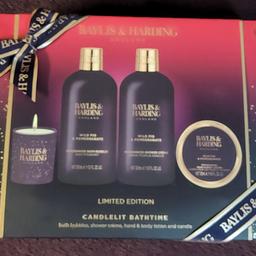 Brand New Baylis & Harding Limited Edition Candlelit Bathtime Gift Set.

£8 NO OFFERS Or Last Price Thanks.

Collection WV10 Scotland's Wolves.

Can Post But Only Post Evri Tracked.