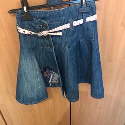 Cross over denim shirt with side buttons and belt.
Next, 6 years
Great condition, from smoke free home

Collection from Whitefield Manchester M45 or buyer to pay postage

Other kids clothes, toys and books available if interested
