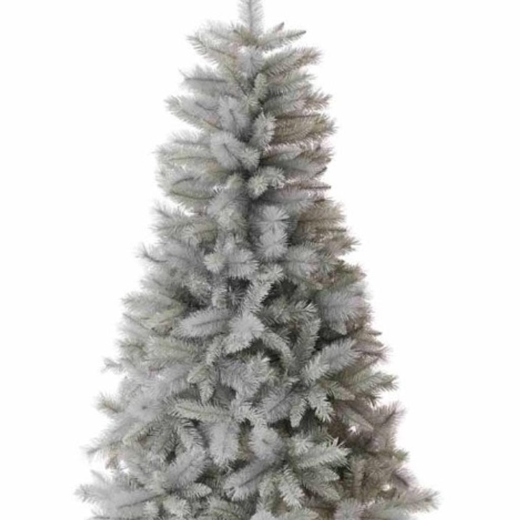 Get ready to make a statement with our Twilight Spruce Christmas Tree. Finished in a beautiful winter grey colour, this tree doesn't mind standing apart from the crowd. Its practical design allows easy assembly with hinged branches to leave more time for you to enjoy the decoration. The variety in branch shapes gives definition and focus to this stunning artificial Christmas tree, while the firm, safe base makes it perfect for all different types of households. Ideal to dress up your home for Christmas, this faux tree will be just the right option for your space. Approximate dimensions: 6ft (18cm) x 3.5ft (16cm
Brand new never had a decoration on it
Took out the box, then decided on a differnt colour
Very full looking good quality tree
£45
Please see my other items for sale