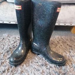 Ladies hunter wellies top size 4