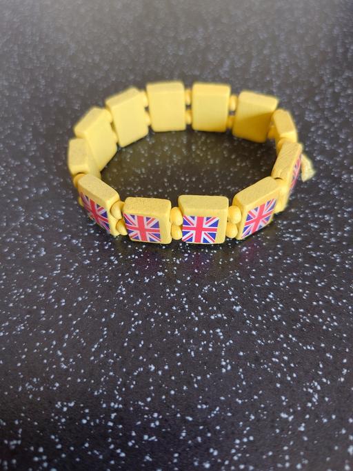 Buy & Sell Leicestershire Charnwood - Photos for Yellow union jack bracelet