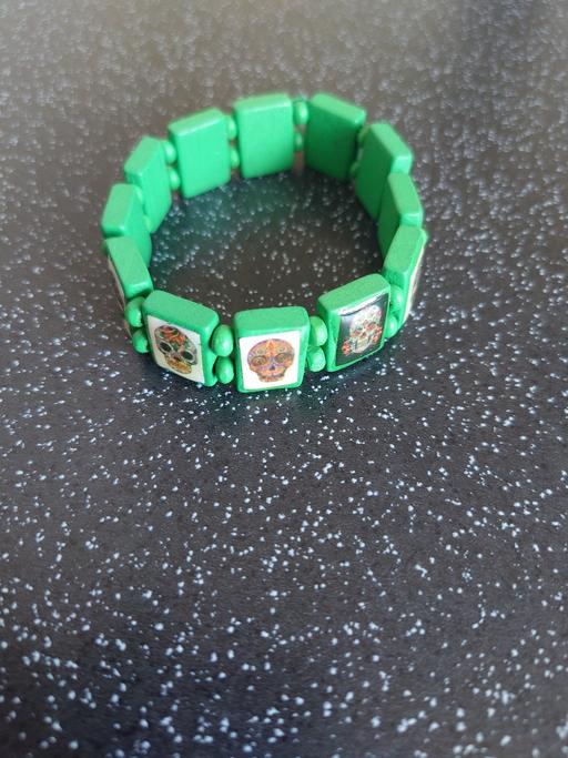 Buy & Sell Leicestershire Charnwood - Photos for Green skull bracelet