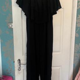 Ladies off the shoulder jumpsuit in black size Xl fit up to size 16 brand new from Shein lovely material
