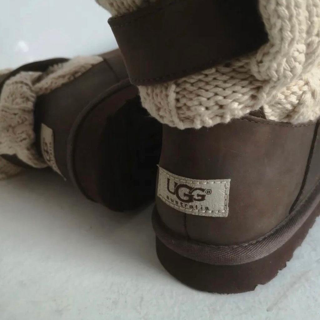 Sehr gut erhaltene, ganz selten getragene Ugg boots mit hellem Strickschaft in Größe 36