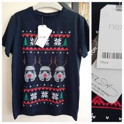 Stars Wars
Next Christmas t-shirt with tags
age 10 in label but fit from age 8