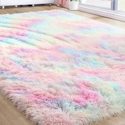 ❤️ REDUCED FOR THIS WEEKEND ONLY, WAS £23 NOW £19 ❤️ Brand new in packaging very large multicoloured rug, Size 160cm by 230cm. (The lighting on the first picture does not do this rug justice as they’re a lot brighter) Please take note that these rugs and thin and light making them ideal to clean as they can just be picked up and put in the washing machine. Perfect if you have pets or little people in your home. Collection from Blackburn bb1 near big Tesco. May deliver in Blackburn for a small fuel fee.
🔔Little more information: these rugs come tightly shrink wrapped so when opened there are creases in them. Once laid out for a day or so the creases come out and the rug fluffs up more🔔.
Please take a look at my other items for sale. 💕