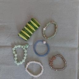 Armbänder aus Glas oder Perlmutt! 
Unbenutzt/Neuwertig/pro Armband 3 Euro